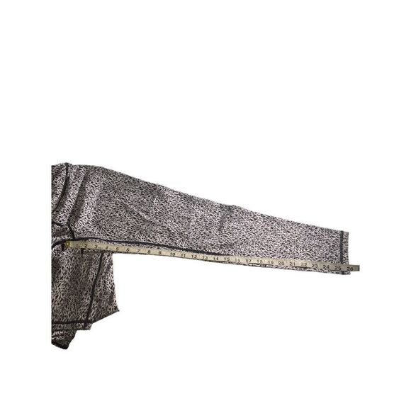 NWT Ideology legging white leopard print size S 7/8 - Picture 6 of 11